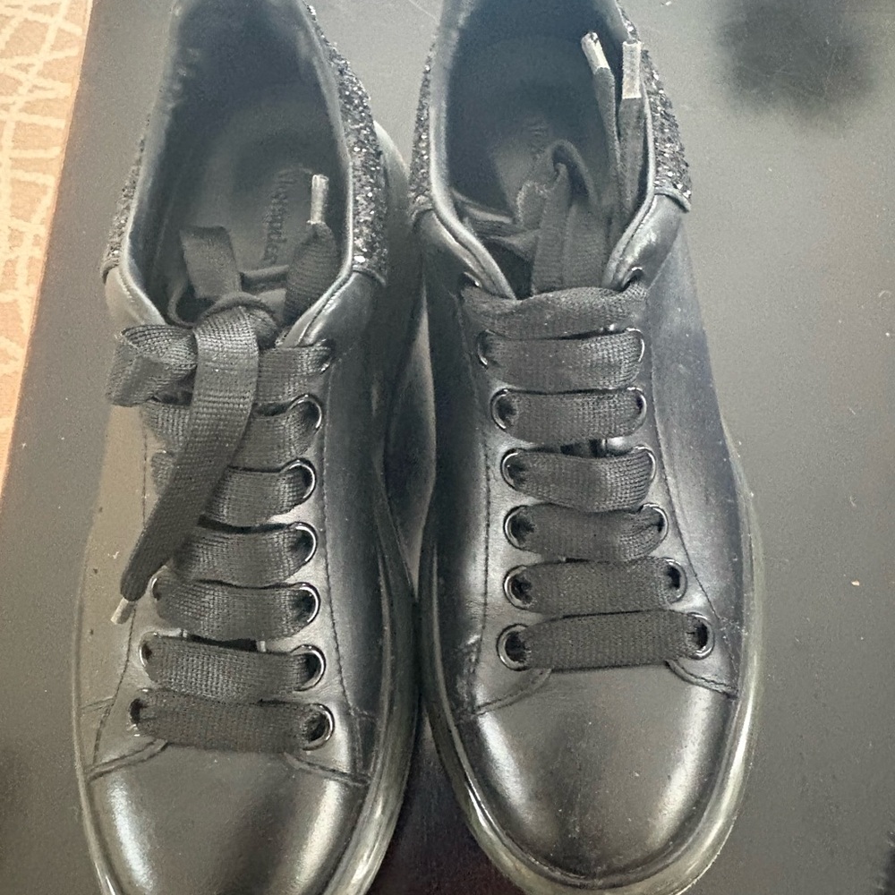 Alexander McQueen Black Glitter Sneakers box and extra laces included. Size 38